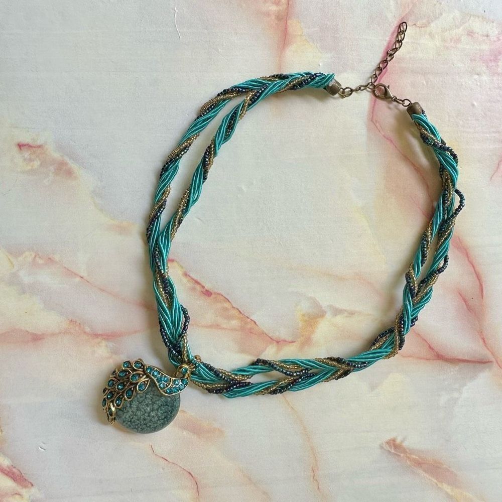 Rhinestone peacock beaded pendant necklace